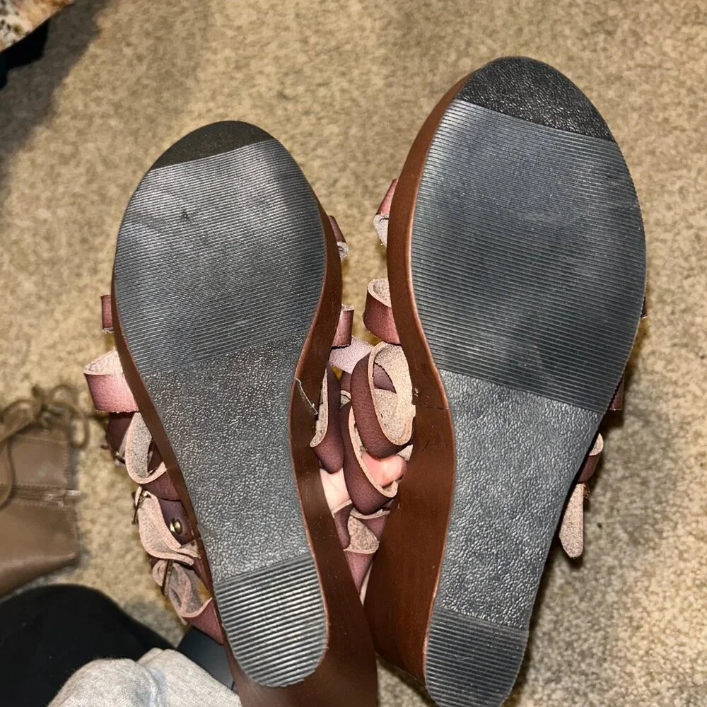 Wedges - Picture 4 of 5